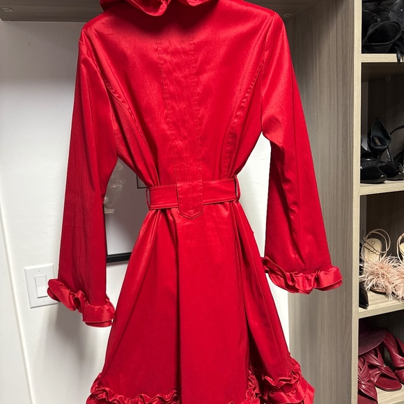 Red water resistant coat - Picture 4 of 7